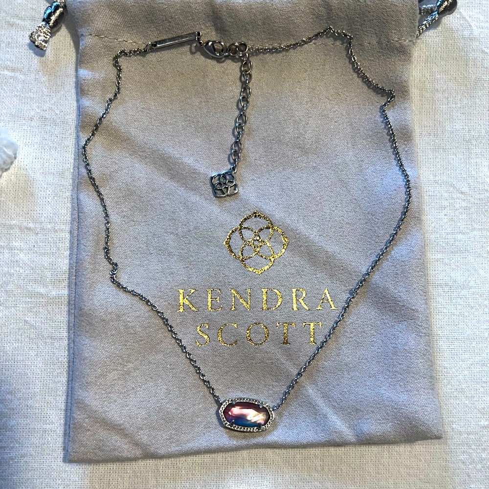 Kendra Scott Necklace - Picture 2 of 4